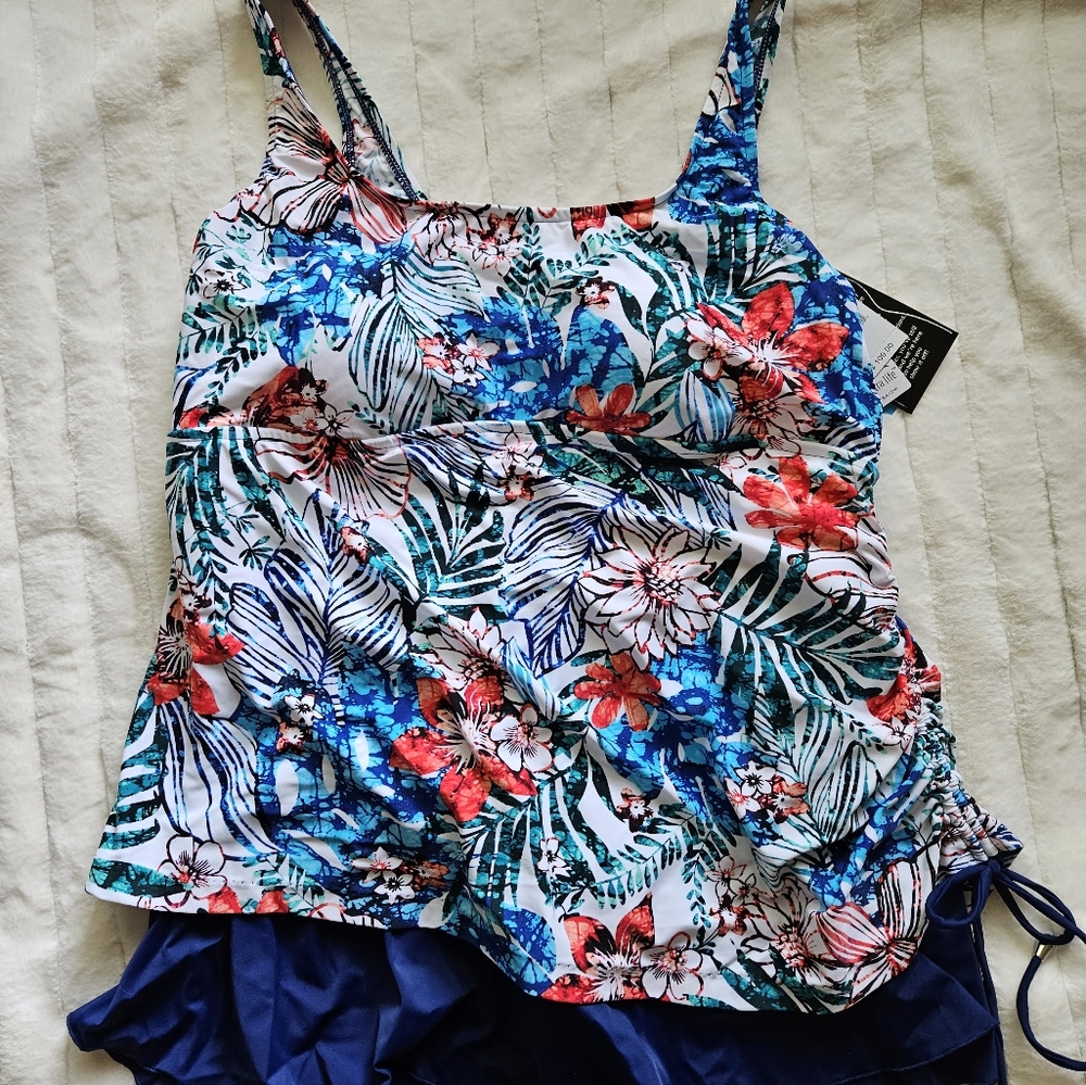 Womens Lycra Floral Swimsuit